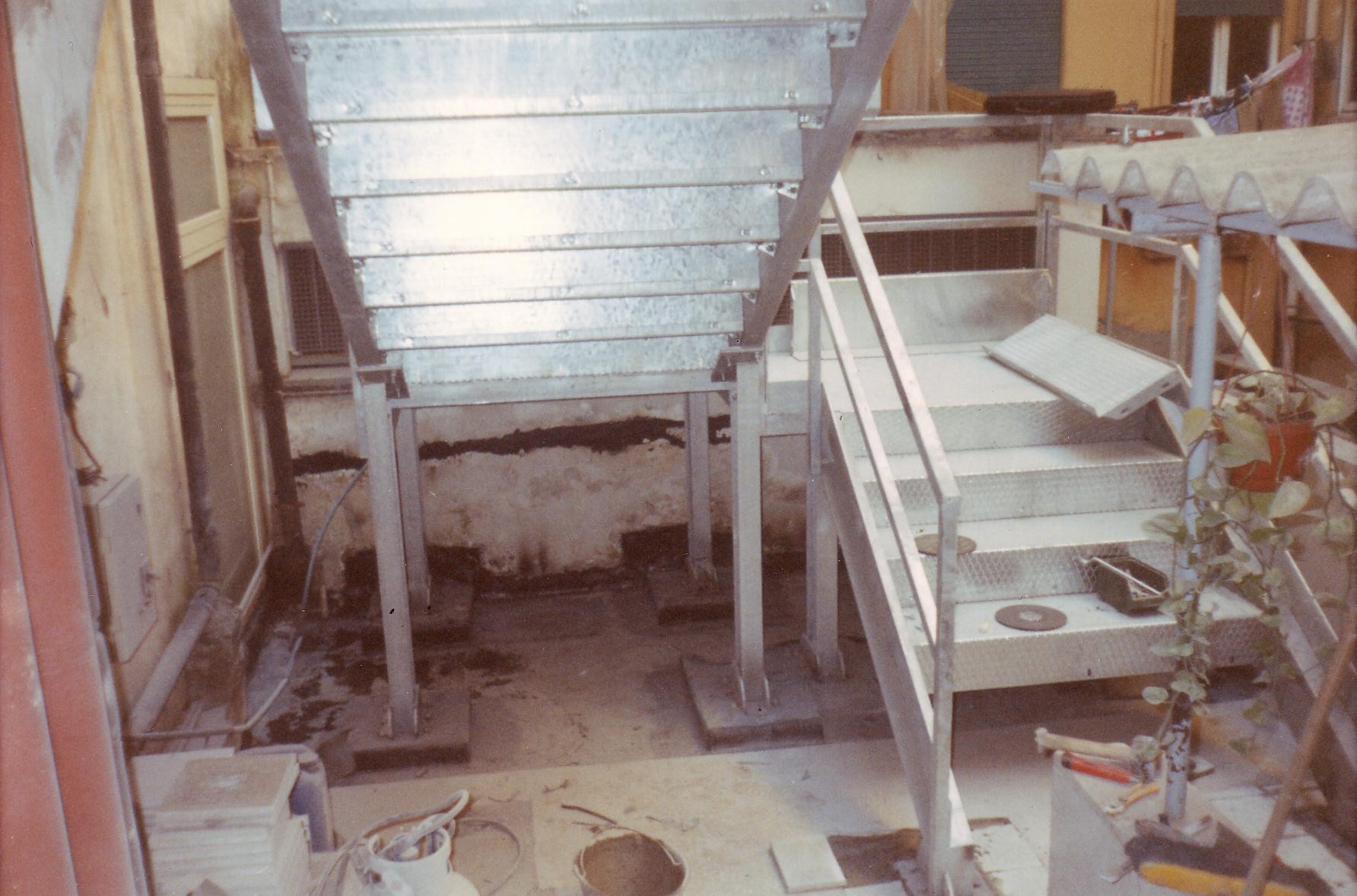 Carpenterie metalliche - opere da fabbro - lavorazioni in acciaio - acciaio inox - alluminio per arredo e di sicurezza